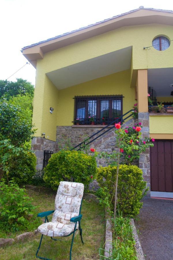 Villa Teresa Onís エクステリア 写真
